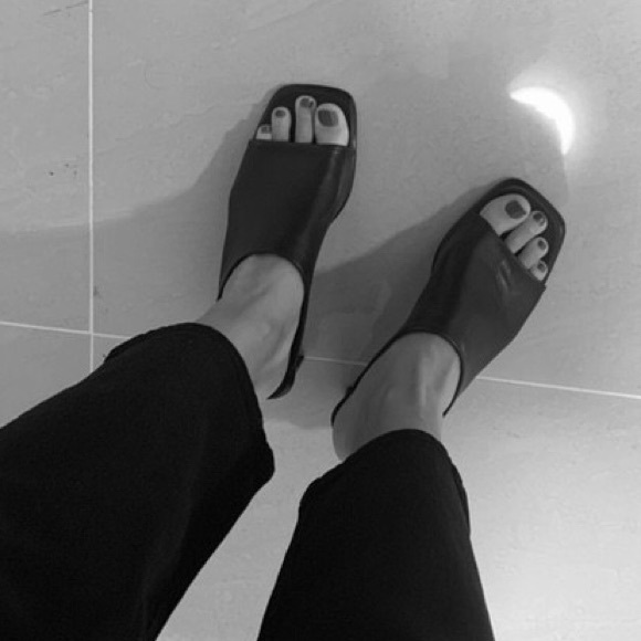 Zara TRF black leather minimalist heeled mules NWT - Picture 7 of 7